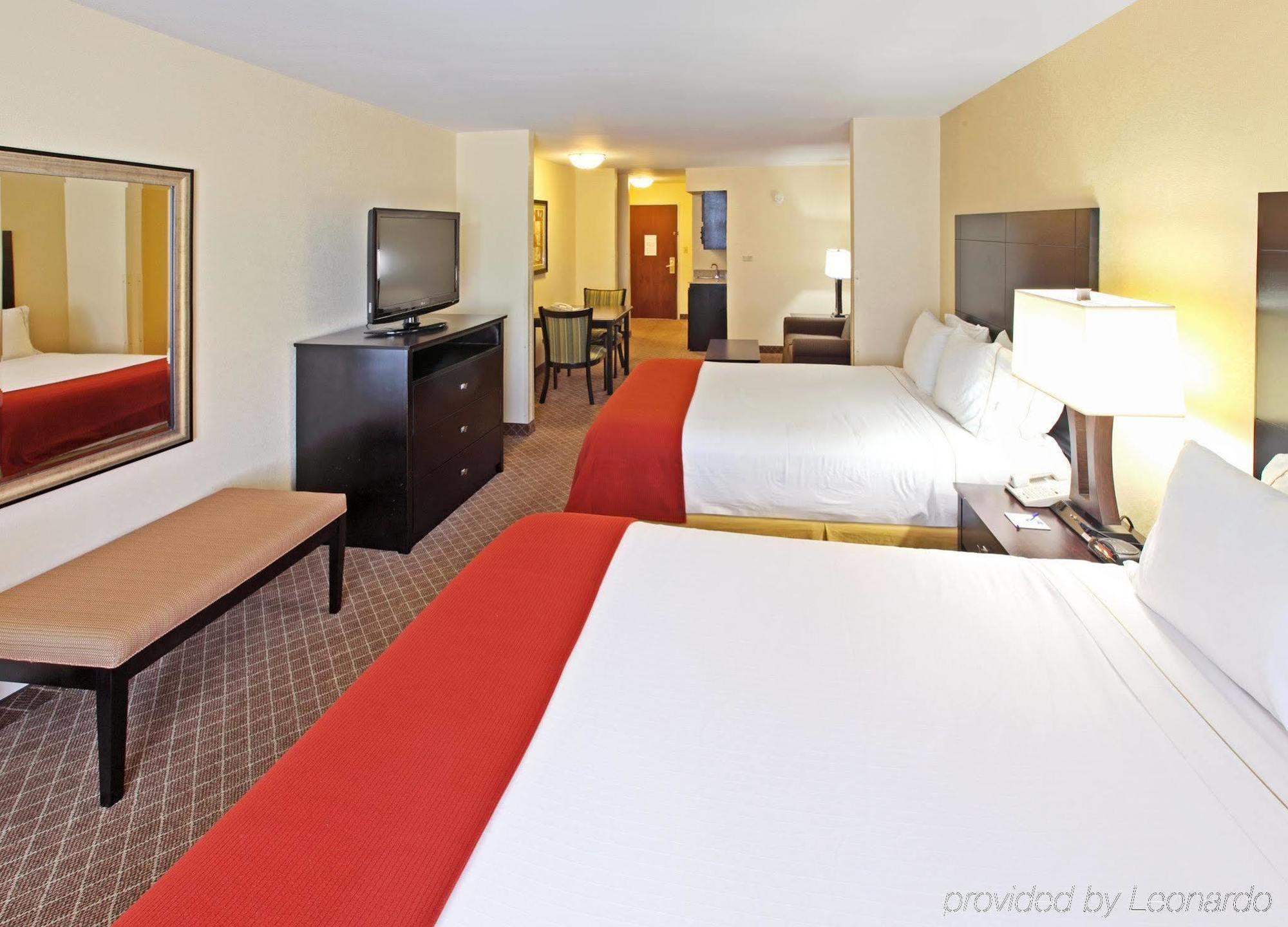 Comfort Inn&Suites Pine Bluff Zimmer foto